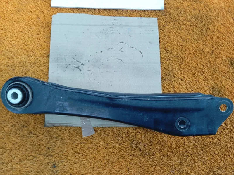 Рычаг подвески