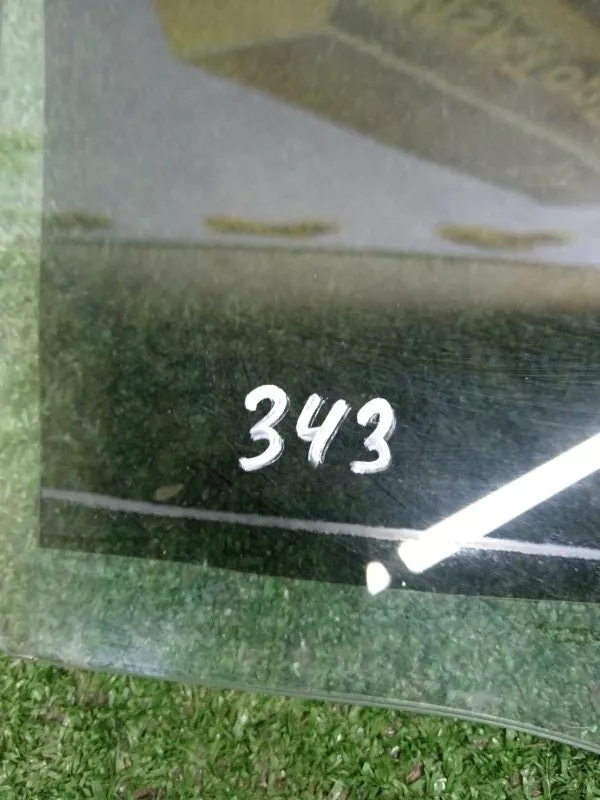 Стекло двери BMW X5 2007 51357137024 E70, заднее правое