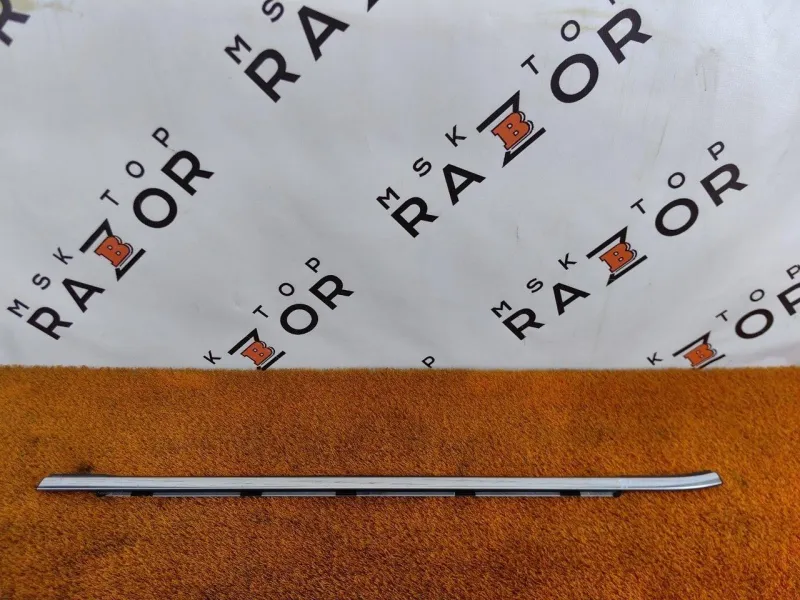 Молдинг двери