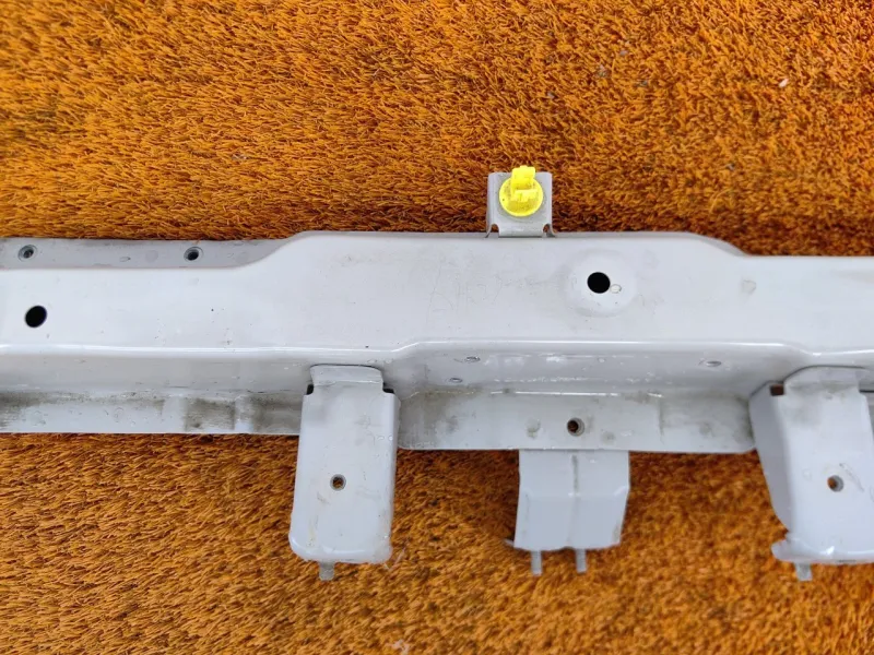 Панель передняя