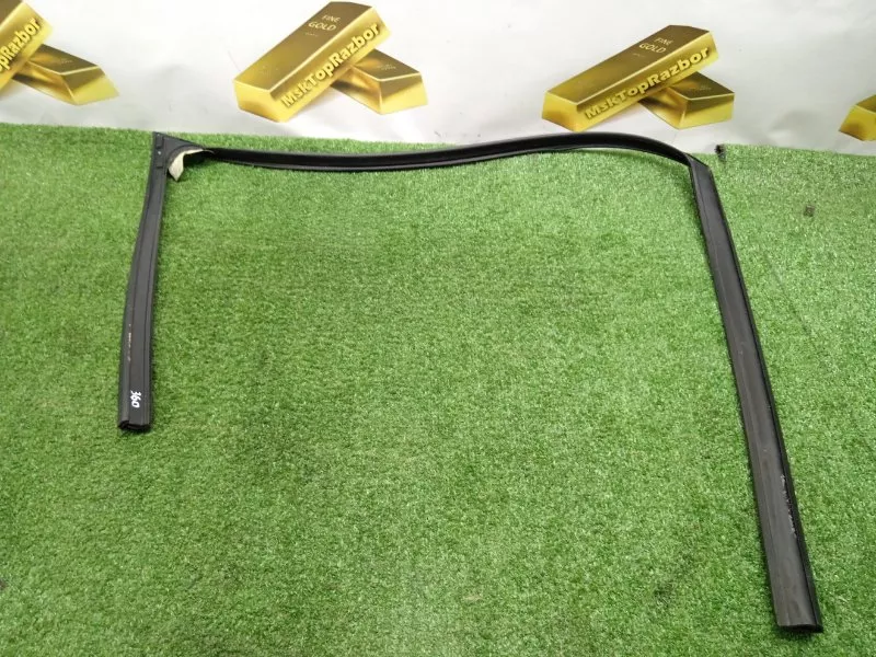 Уплотнитель стекла двери