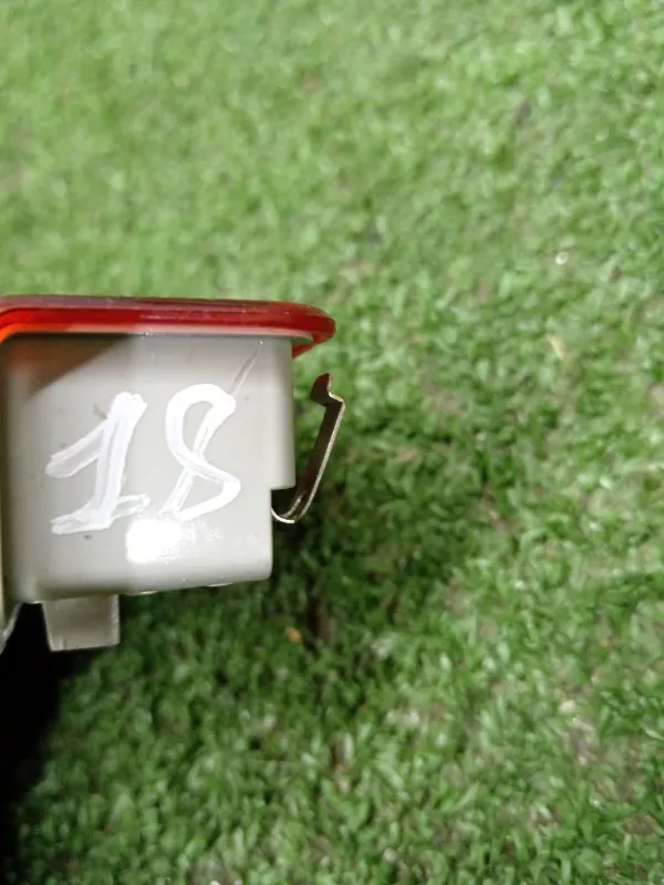 Плафон подсветки багажника Audi A6 2000 4B9947113 C5