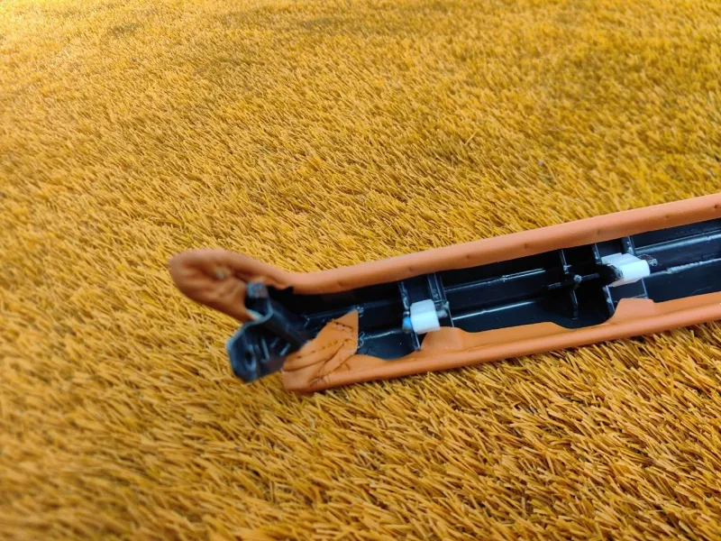 Декоративная накладка торпедо