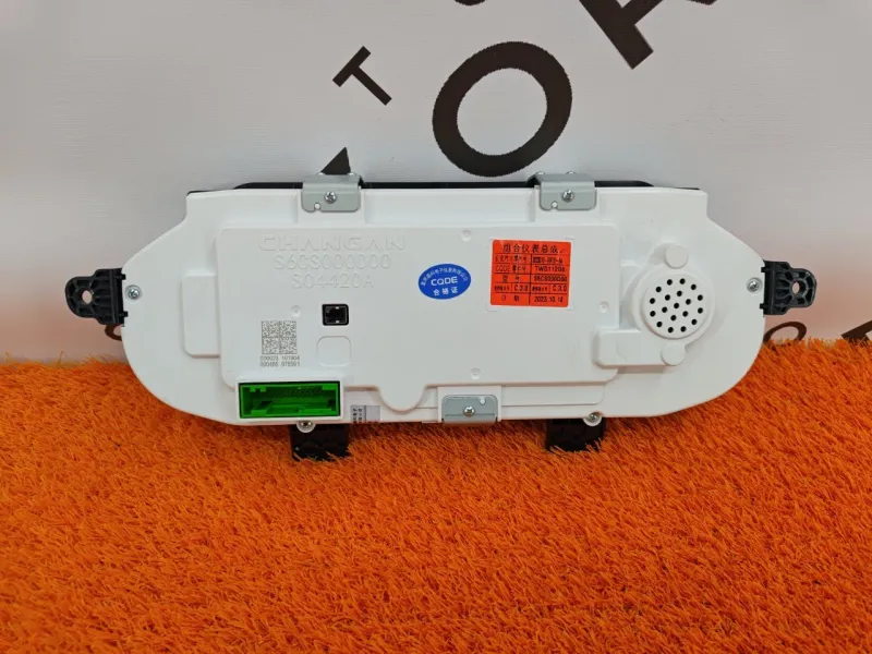 Панель приборов