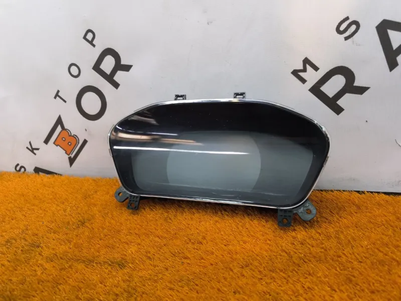 Панель приборов