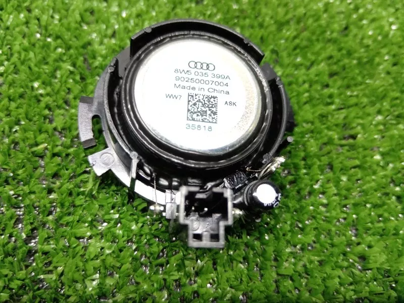 Динамик высокочастотный Audi A5 2019 8W5035399A 2 CYR, задний правый