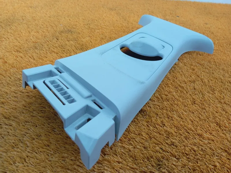 Обшивка центральной стойки