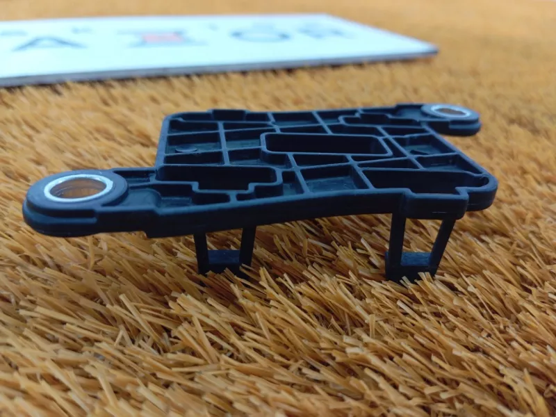 Кронштейн блока управления