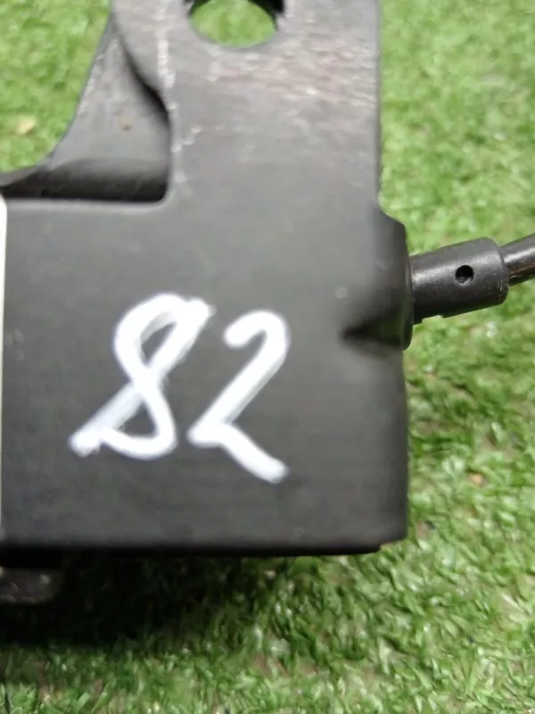 Замок багажника