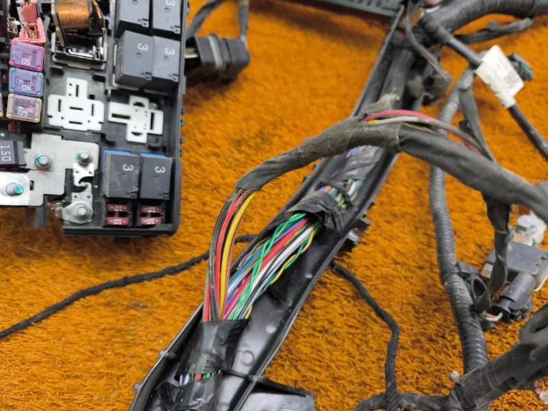 Проводка подкапотная