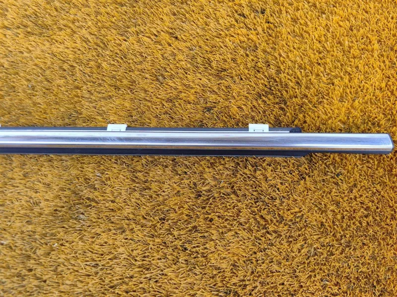 Уплотнитель стекла двери