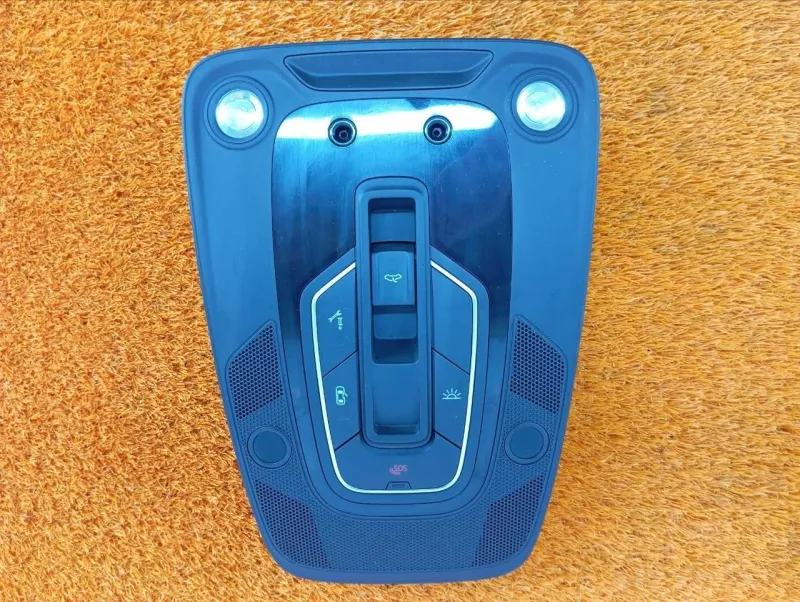 Плафон салона