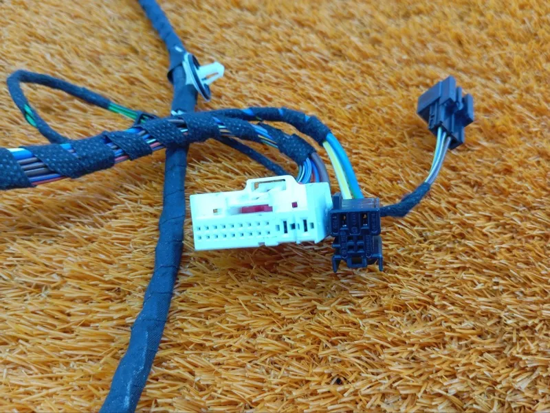 Проводка двери