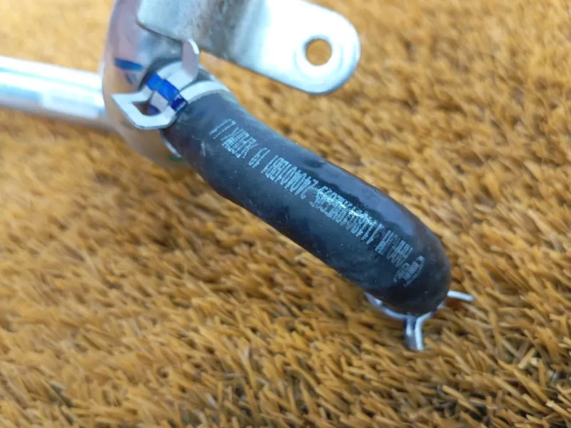 Трубка системы охлаждения