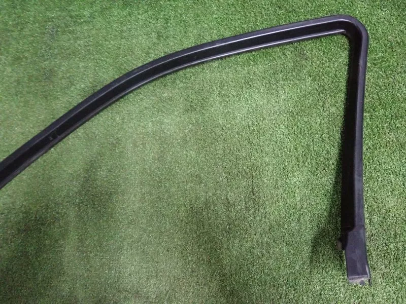 Обшивка рамы окна BMW 5-Series 2001 51210402746 E39, передняя правая