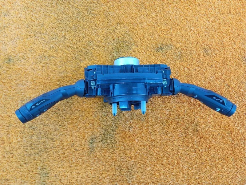 Подрулевой переключатель