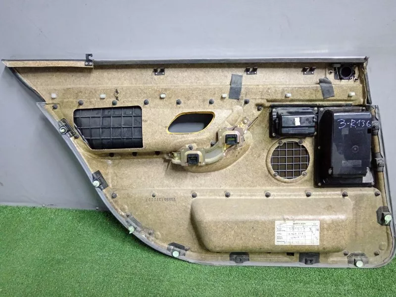 Обшивка двери BMW 7-Series 2001 51428227158 E38, задняя правая