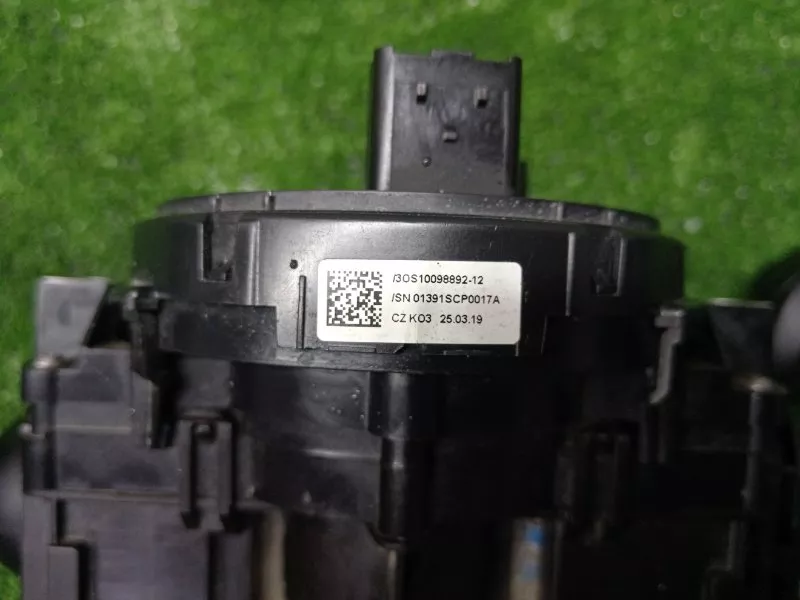 Переключатель подрулевой Audi A5 2019 4N0907129S 2 CYR