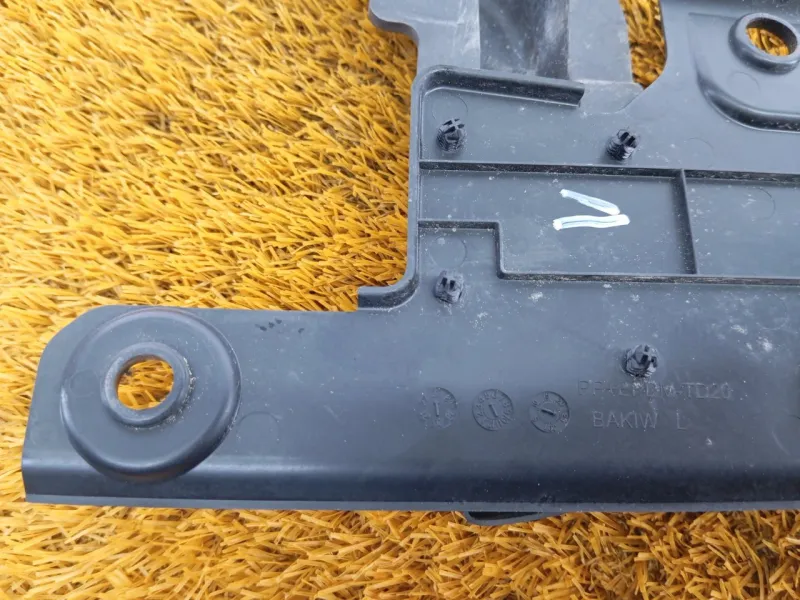 Накладка крыла