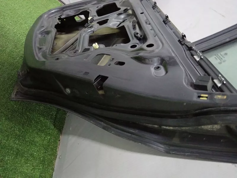 Дверь BMW 3-Series 2005 41007203648 E90, задняя правая