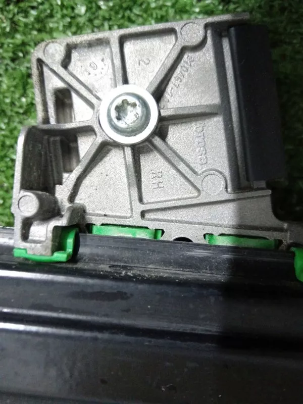 Стеклоподъемник Audi A4 2009 8K0837462E B8, передний правый