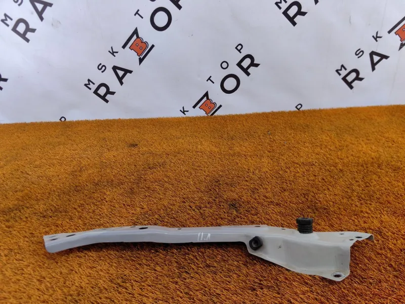 Крепление фары