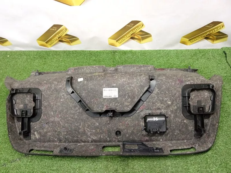 Обшивка крышки багажника Audi A6 2010 4G5867975A C7