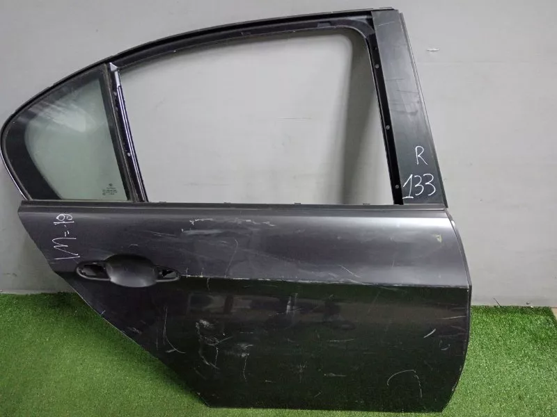 Дверь BMW 3-Series 2005 41007203648 E90, задняя правая