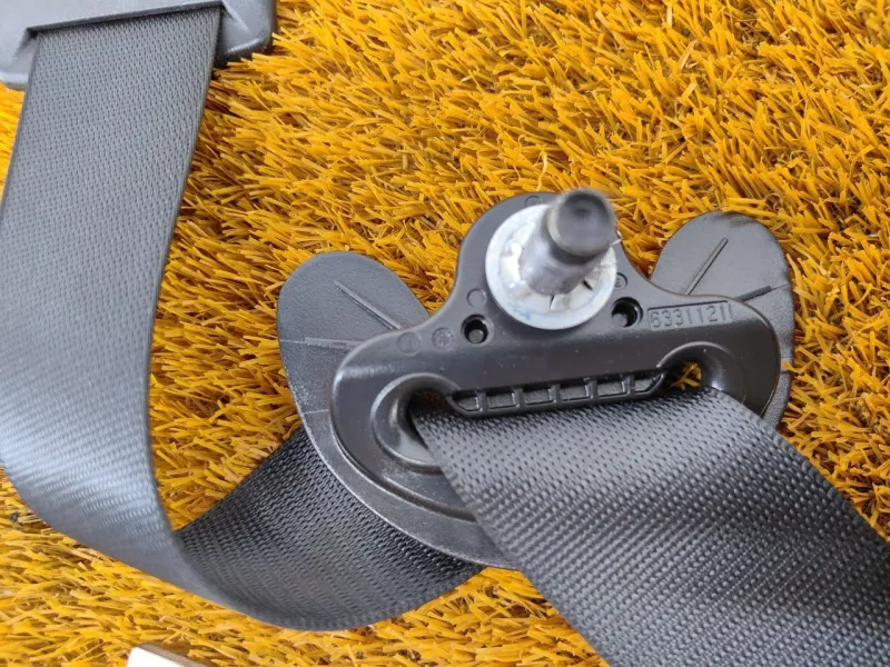 Ремень безопасности