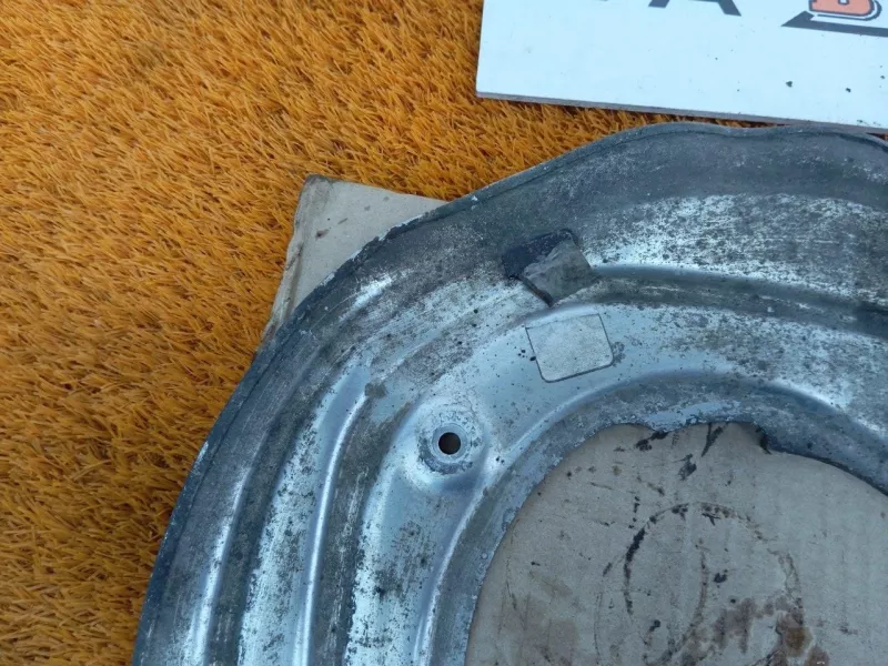 Пыльник тормозного диска