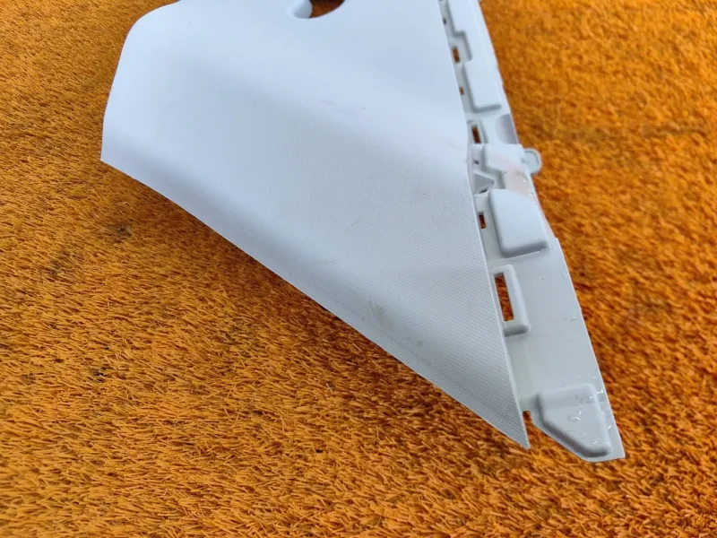 Накладка на стойку кузова