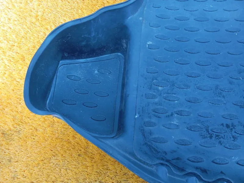 Ковер багажника