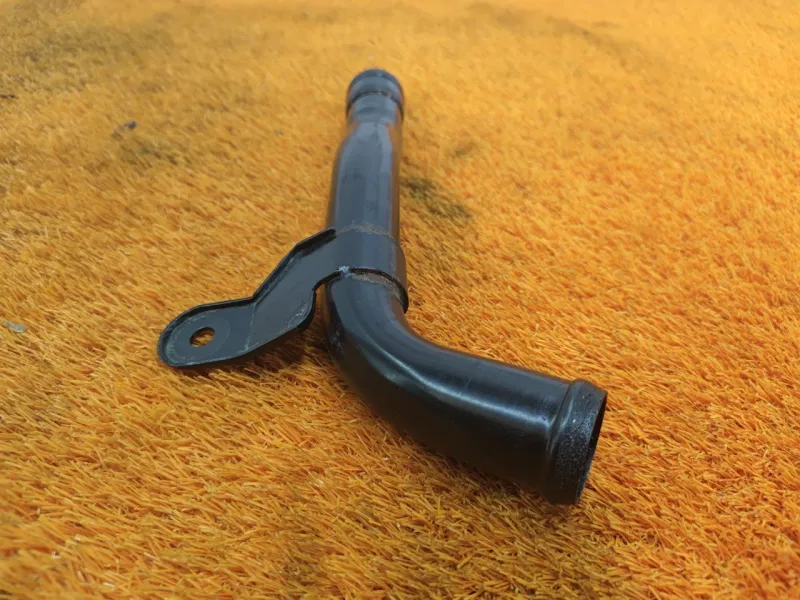 Трубка системы охлаждения