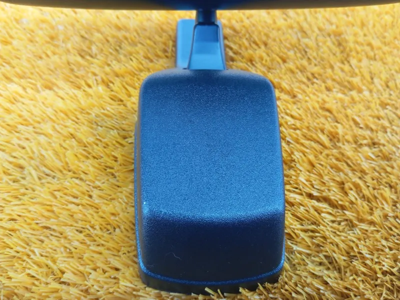 Зеркало заднего вида