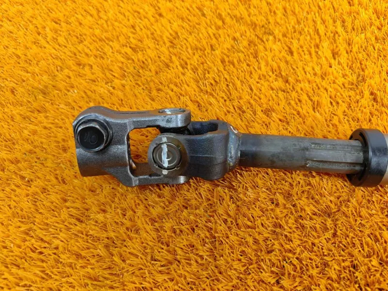 Рулевой карданчик