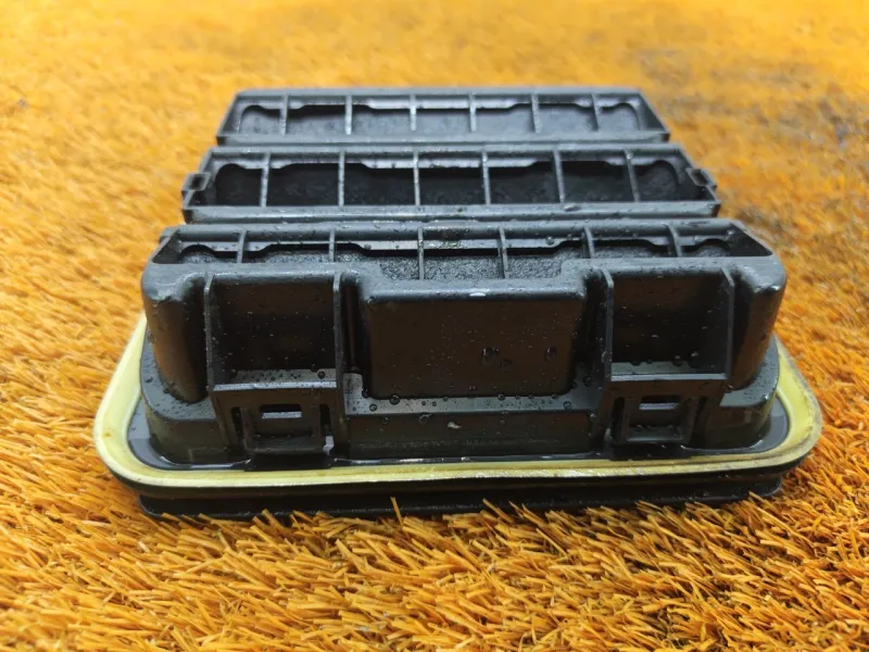 Решетка вентиляционная