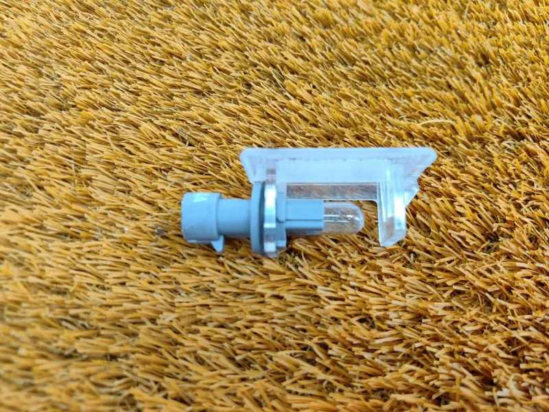 Плафон подсветки багажника