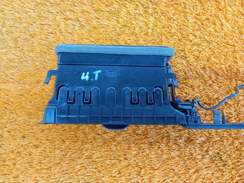 Дефлектор воздушный