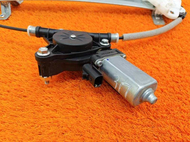 Стеклоподъемник