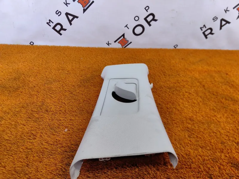 Обшивка центральной стойки