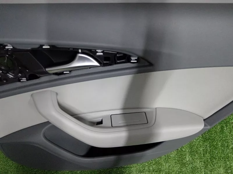 Обшивка двери Audi A6 2011 4G0867306 C7, задняя правая