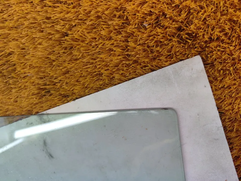 Стекло двери