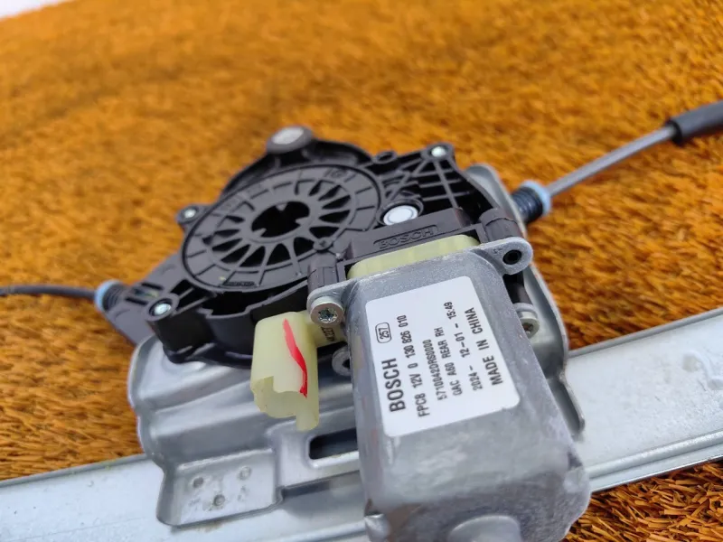 Стеклоподъемник