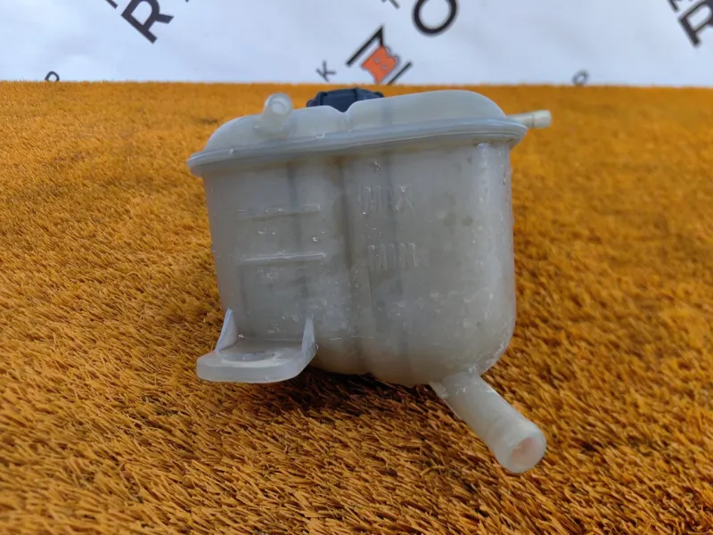 Бачок расширительный