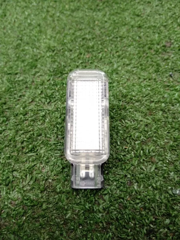 Плафон подсветки багажника