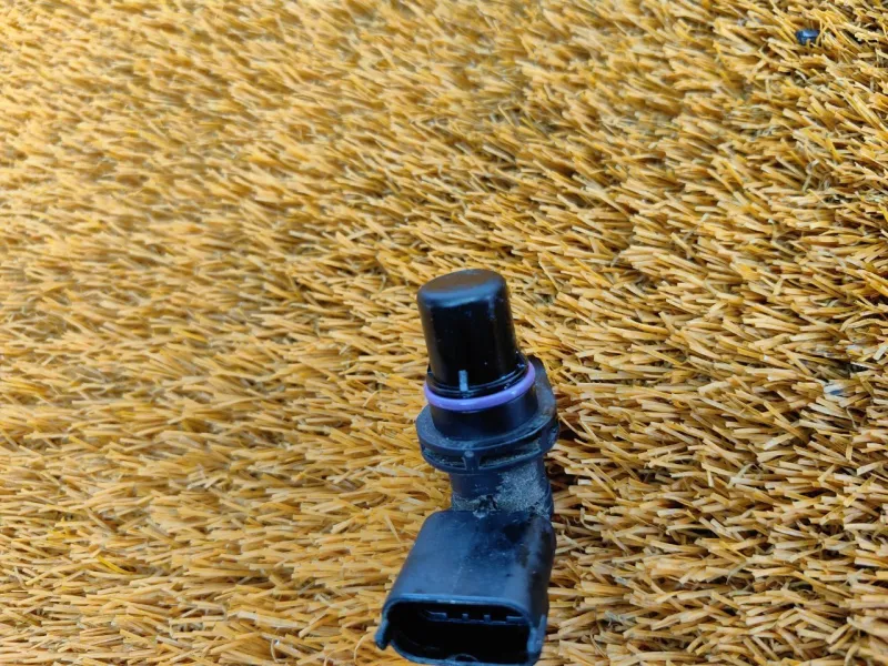 Датчик положения распредвала