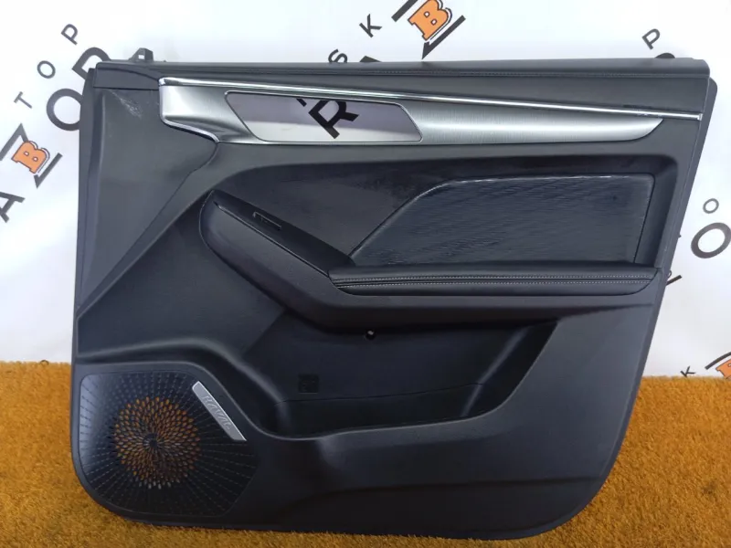 Обшивка двери