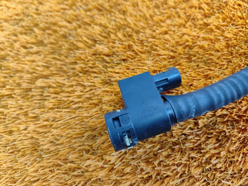 Трубка картерных газов