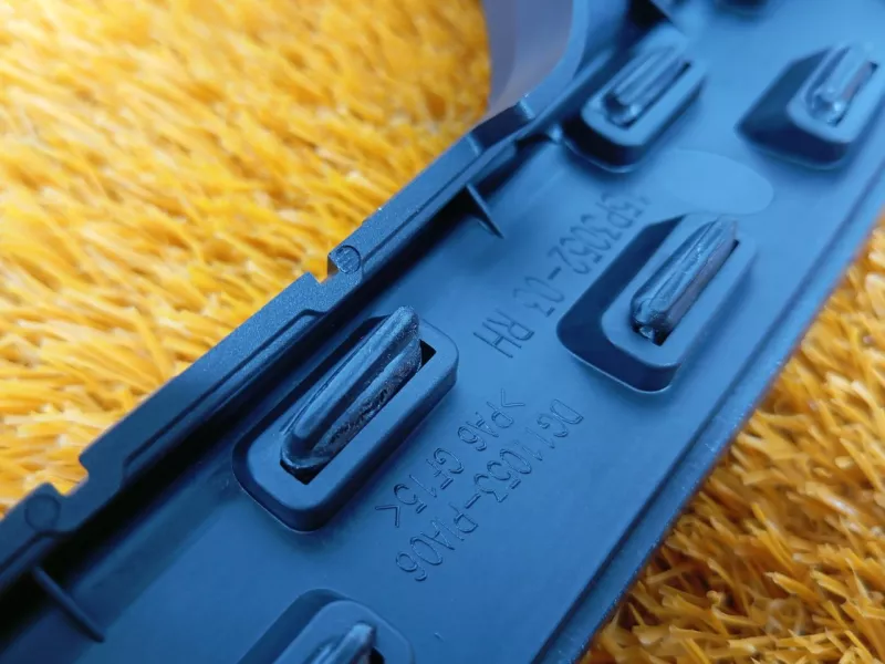 Молдинг двери