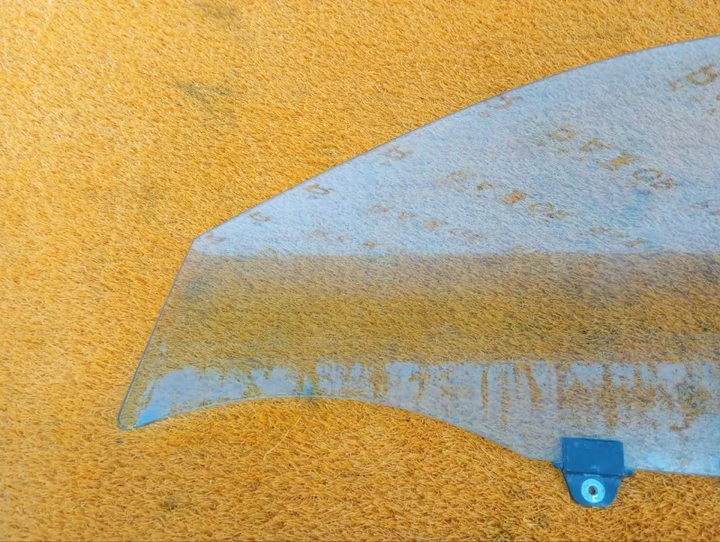 Стекло двери